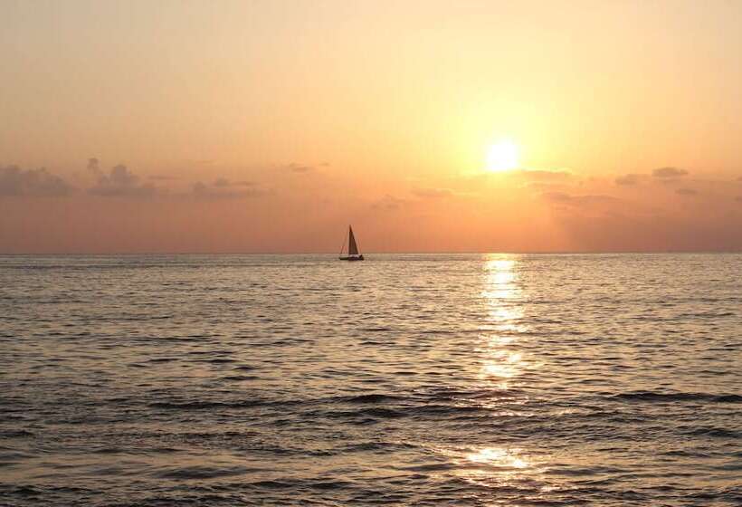 Lamedina Hotel & Resort