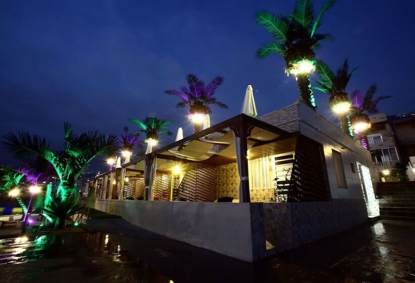 Lamedina Hotel & Resort