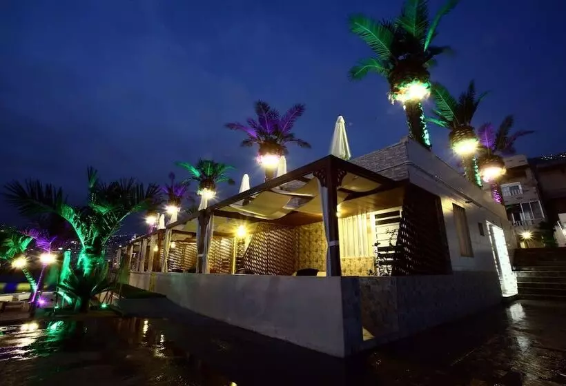 Lamedina Hotel & Resort