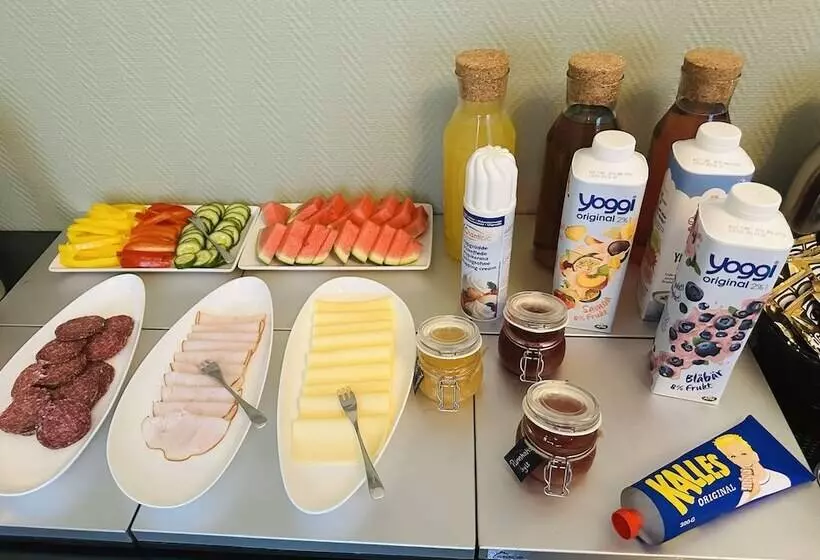 Хостел Vattengrändens Vandrarhem &