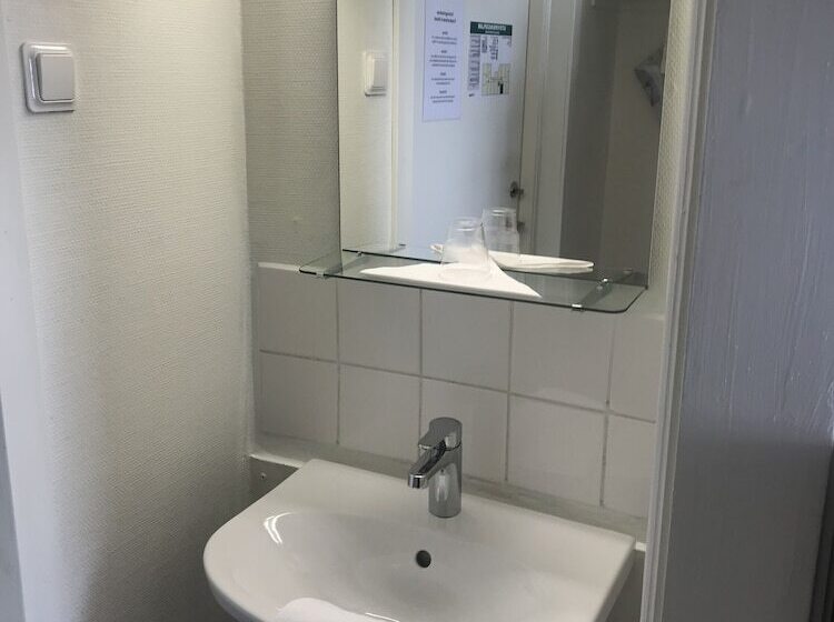 Хостел Vattengrändens Vandrarhem &