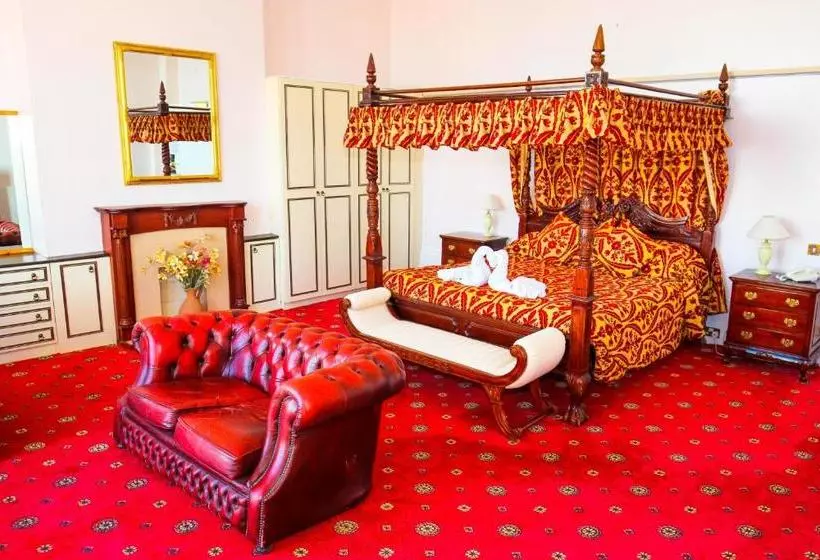 The Mansion Lions Hotel