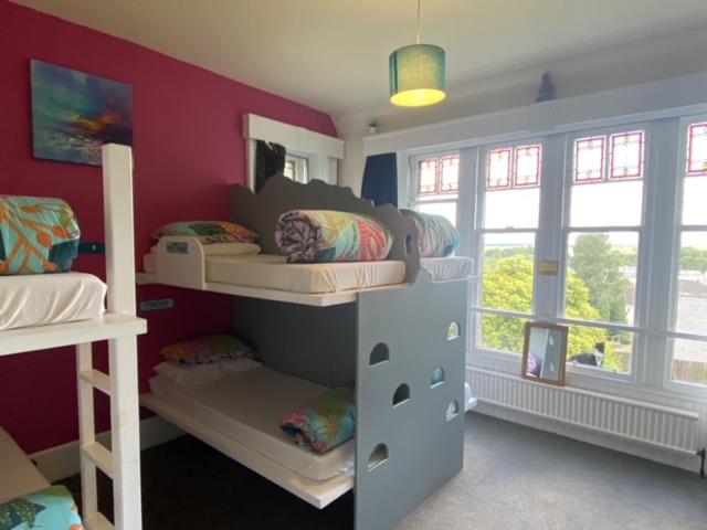 旅馆 Fort William Backpackers