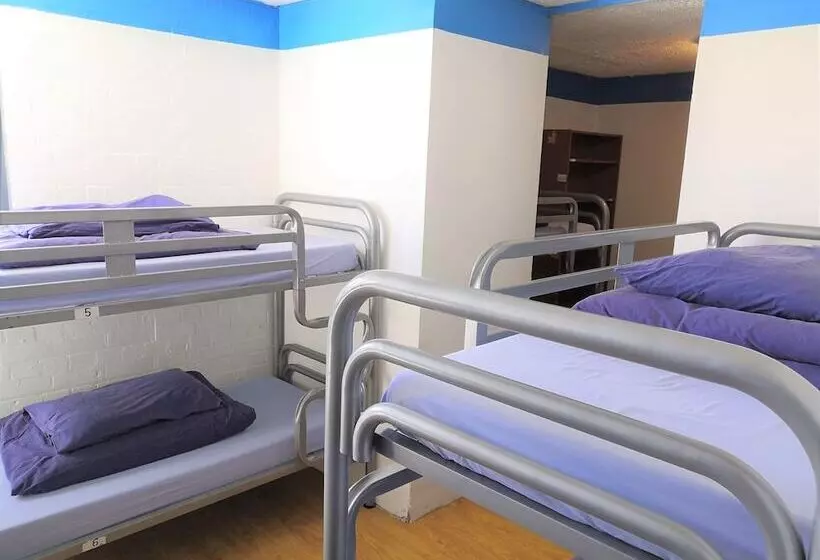 هاستل Oxford Backpackers