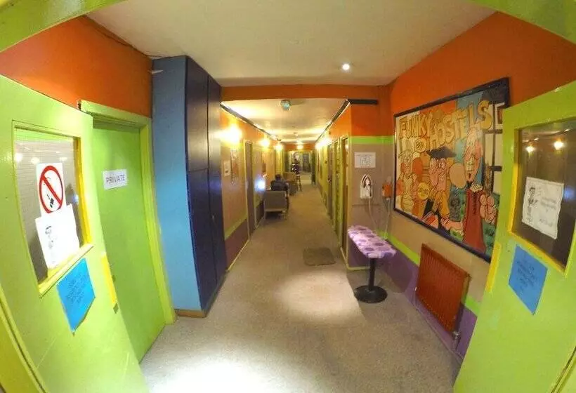 هاستل Oxford Backpackers