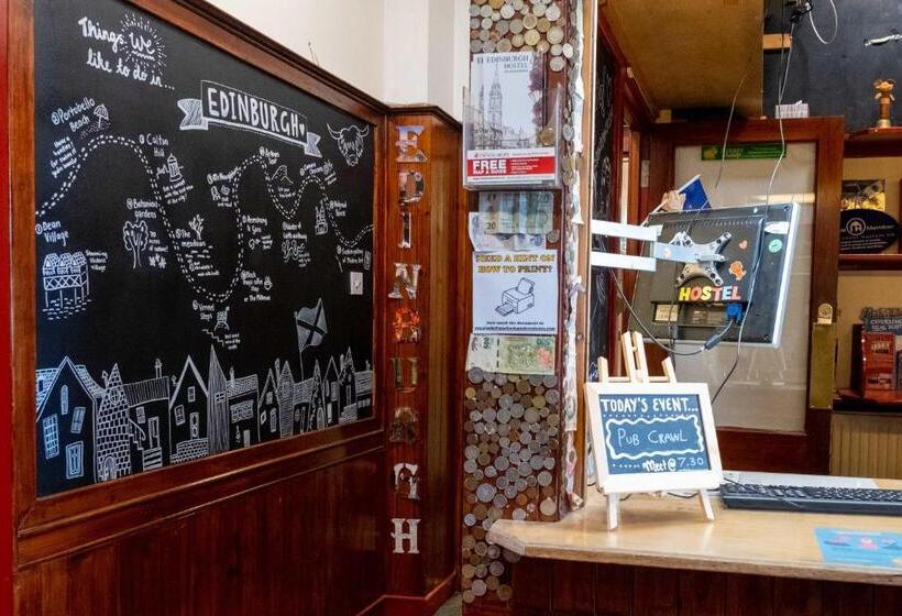 ユースホステル Royal Mile Backpackers