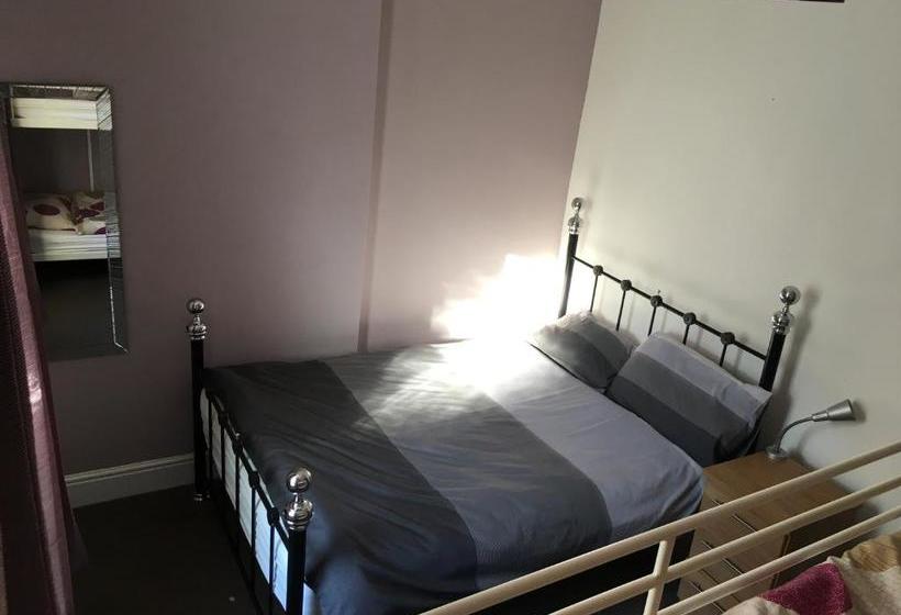 הוסטל The Bunkroom