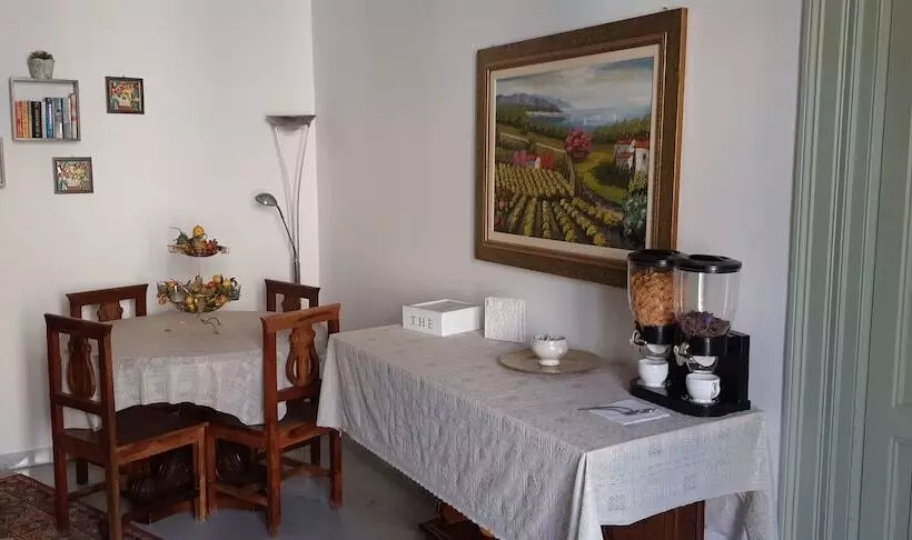 ベッドアンドブレックファースト Cavour Il Conte Camillo Bed&breakfast