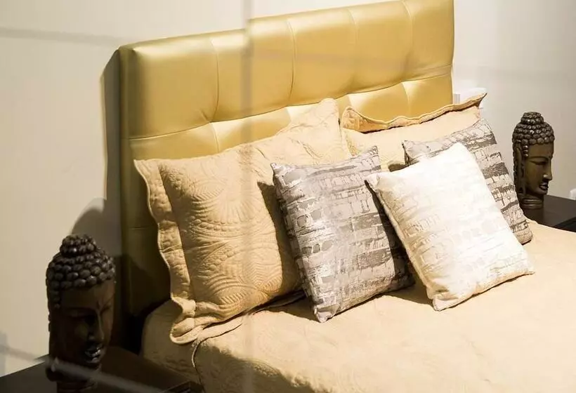 Bed and Breakfast Estrella Suites Hostel