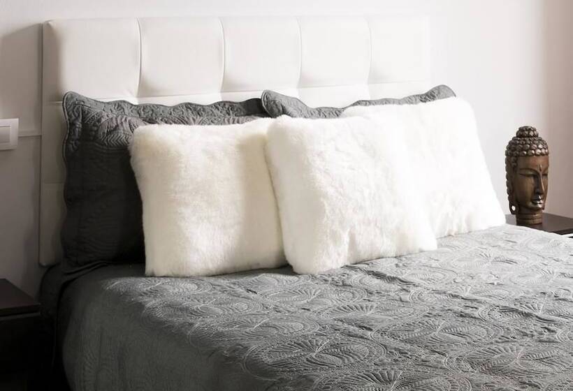 Bed and Breakfast Estrella Suites Hostel