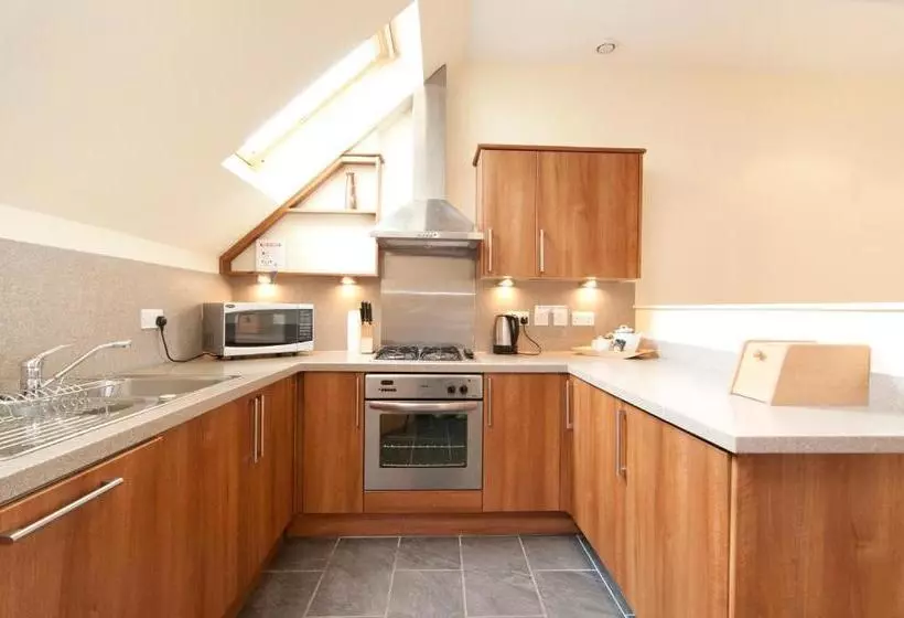 Edinburgh Church Apartments