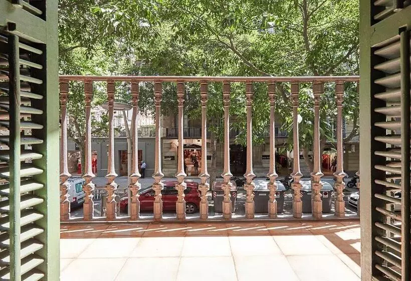 簡易ホテル Ella Guest House Barcelona