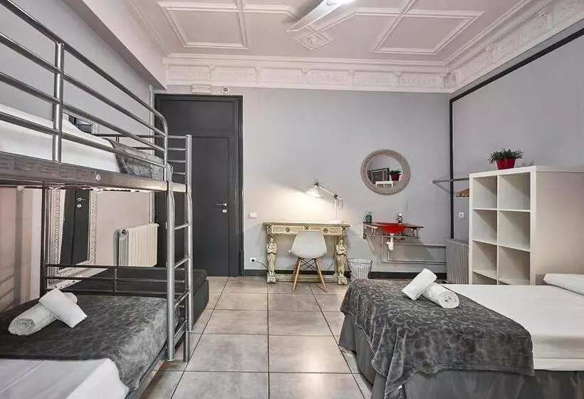 簡易ホテル Ella Guest House Barcelona