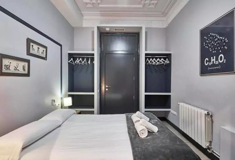 簡易ホテル Ella Guest House Barcelona