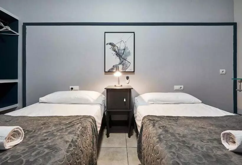 簡易ホテル Ella Guest House Barcelona