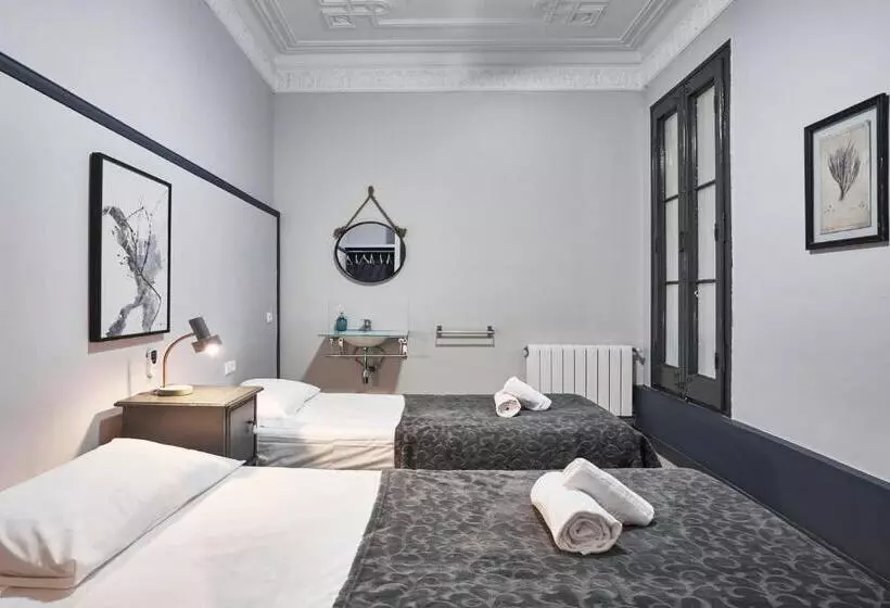 簡易ホテル Ella Guest House Barcelona