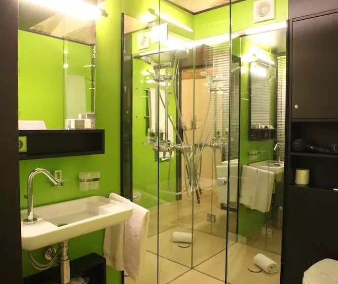 호텔 Hôtel Restaurant Le Château De Besseuil, Mâcon Nord   Teritoria