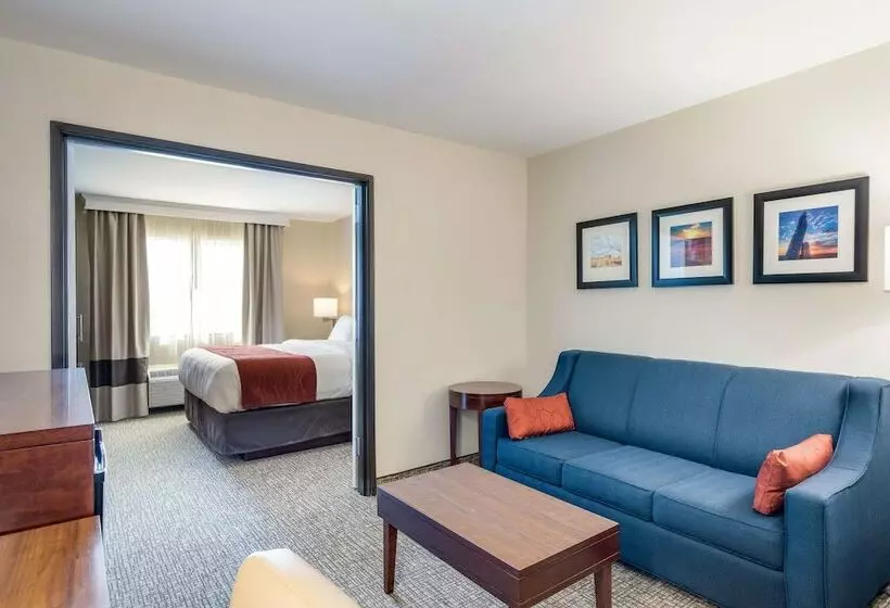 Отель Comfort Inn Bonner Springs Kansas City