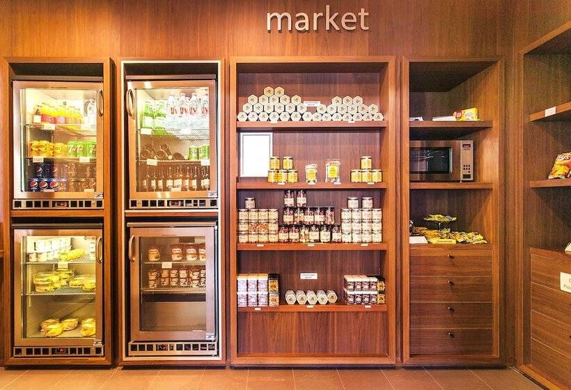 هتل Courtyard By Marriott Montpellier