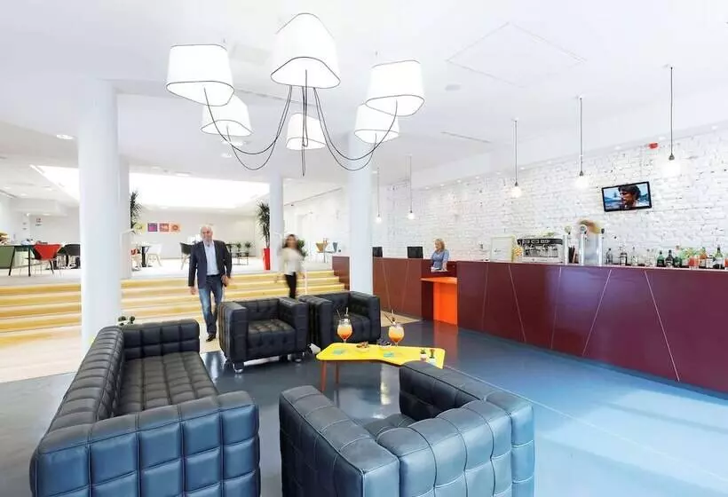 Hotel Ibis Styles Calais Centre