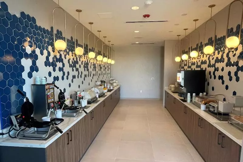 Отель La Quinta Inn & Suites By Wyndham Ankeny Ia   Des Moines Ia