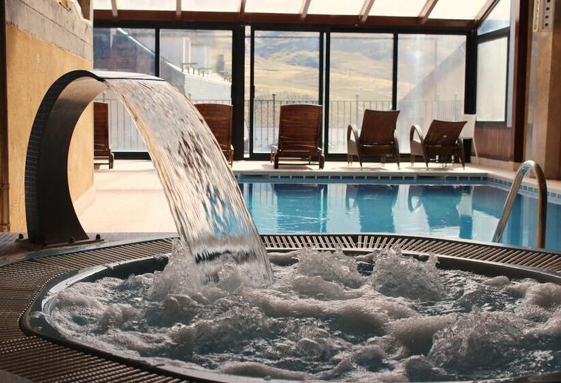 فندق Sno Villa De Sallent 3