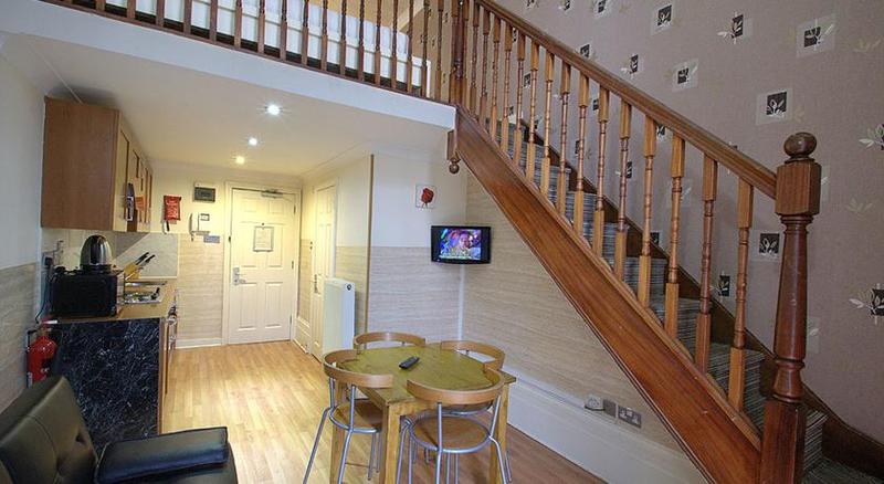 Hyde Park Economy Apartments