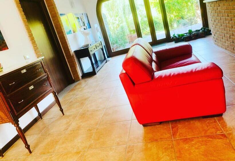 Residenza Locci Rooms & Apartments