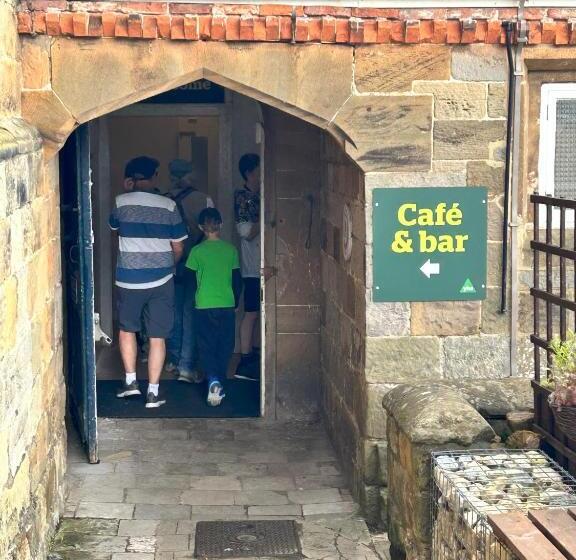 فندق صغير Yha Whitby