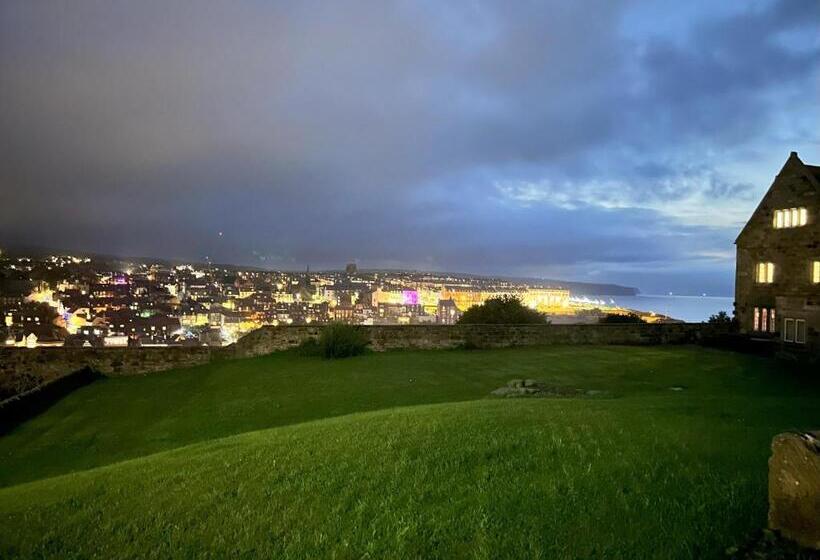 فندق صغير Yha Whitby