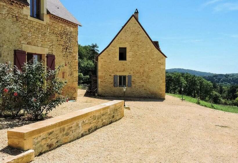 צימר Domaine De Fleurie