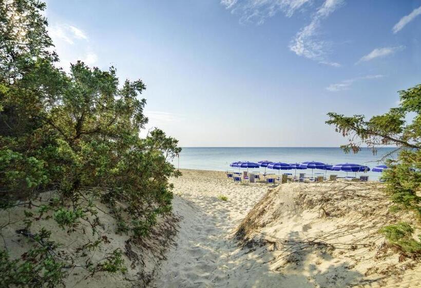 בית מלון כפרי Dei Bizantini & Villaggio Campo Dei Messapi