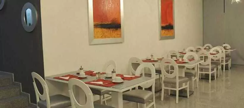 Aparthotel Tropicana