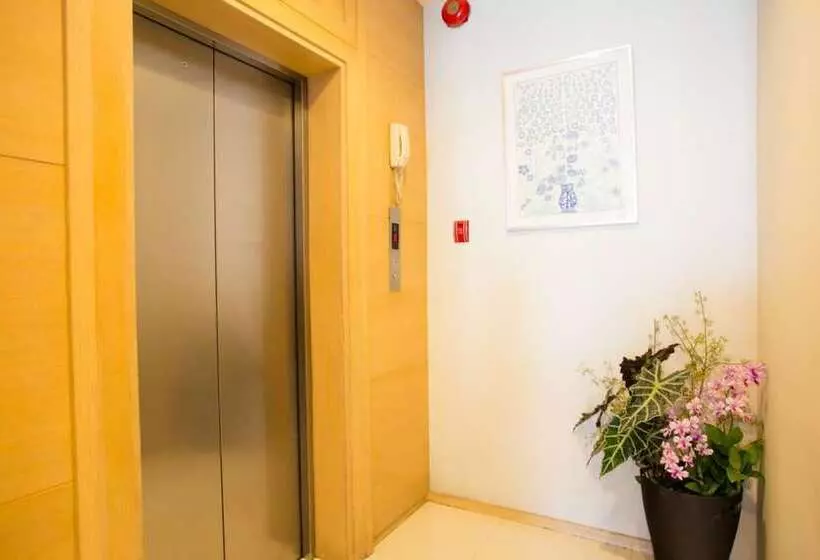 هتل Aphrodite Inn Bangkok