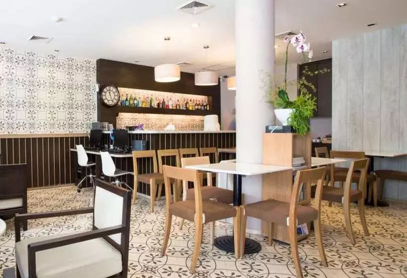 هتل Aphrodite Inn Bangkok