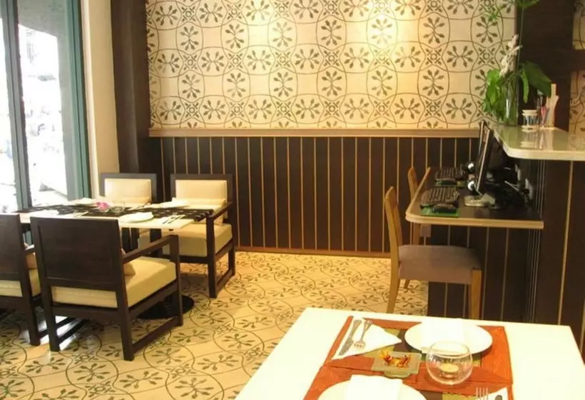 هتل Aphrodite Inn Bangkok