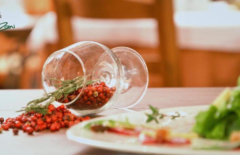 Hotel Bourazani Wild Life Resort