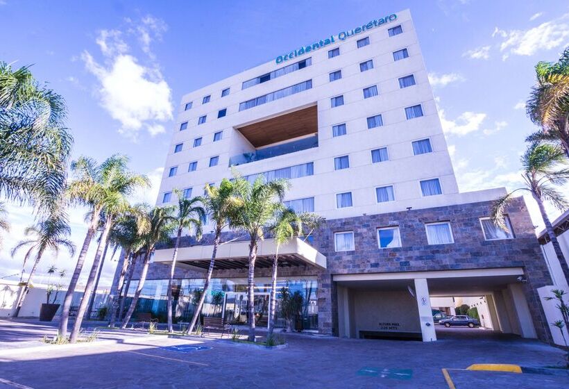 هتل Crown Victoria