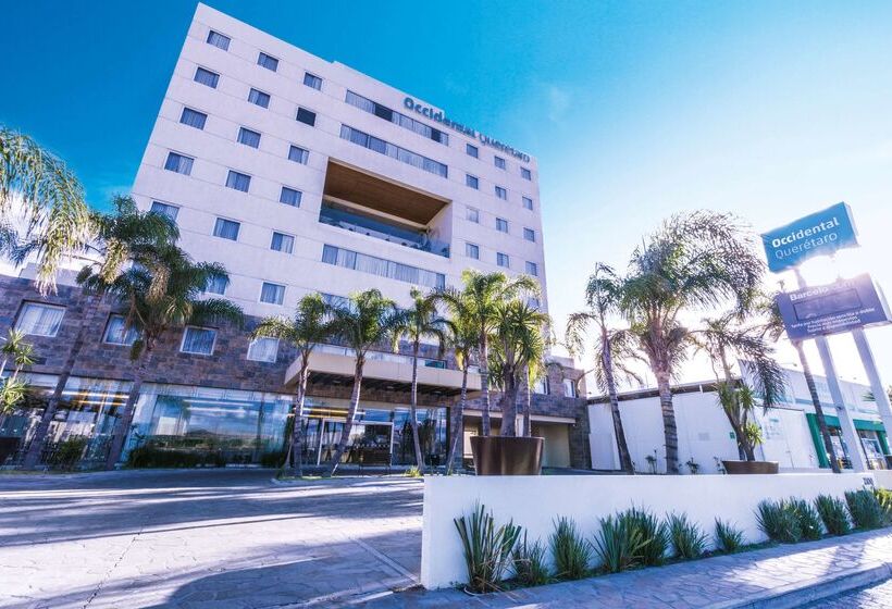 هتل Crown Victoria