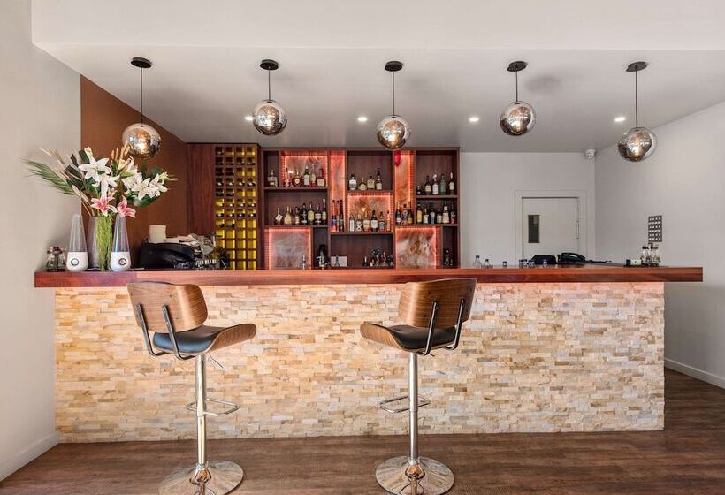 فندق Econo Lodge Moree Spa Motor Inn