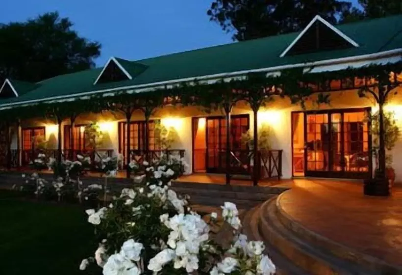 בית מלון כפרי Hlangana Lodge