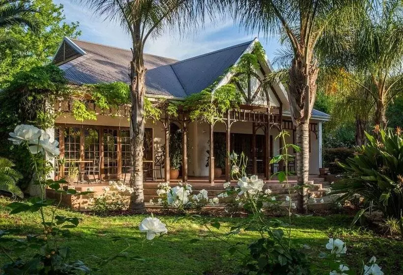 בית מלון כפרי Hlangana Lodge