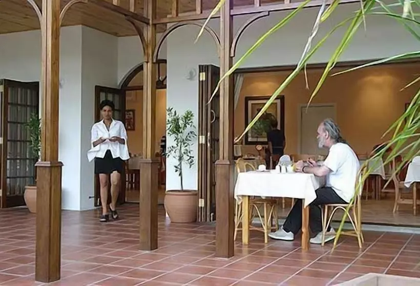 בית מלון כפרי Hlangana Lodge