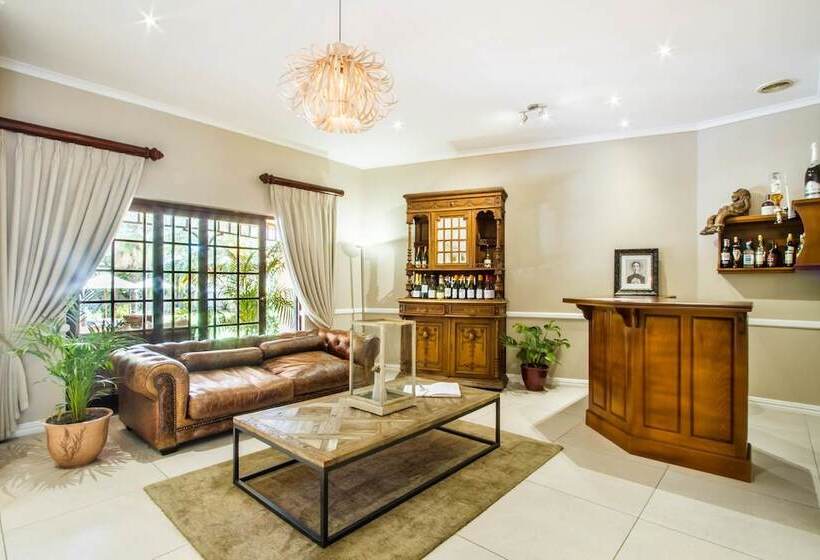 בית מלון כפרי Hlangana Lodge