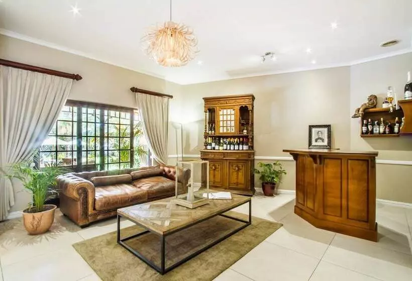 בית מלון כפרי Hlangana Lodge