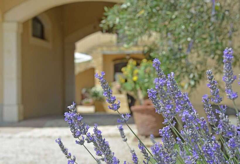 هتل Il Casale Delle Rose