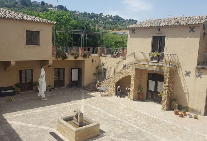 هتل Il Casale Delle Rose