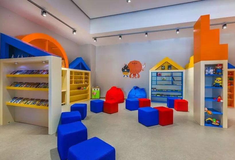 酒店 Kipriotis Maris Suites