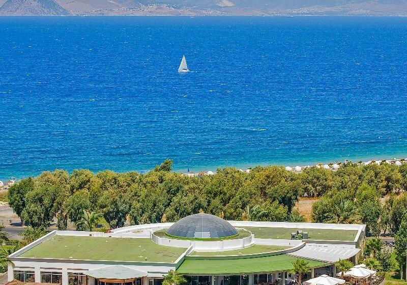 ホテル Kipriotis Maris Suites