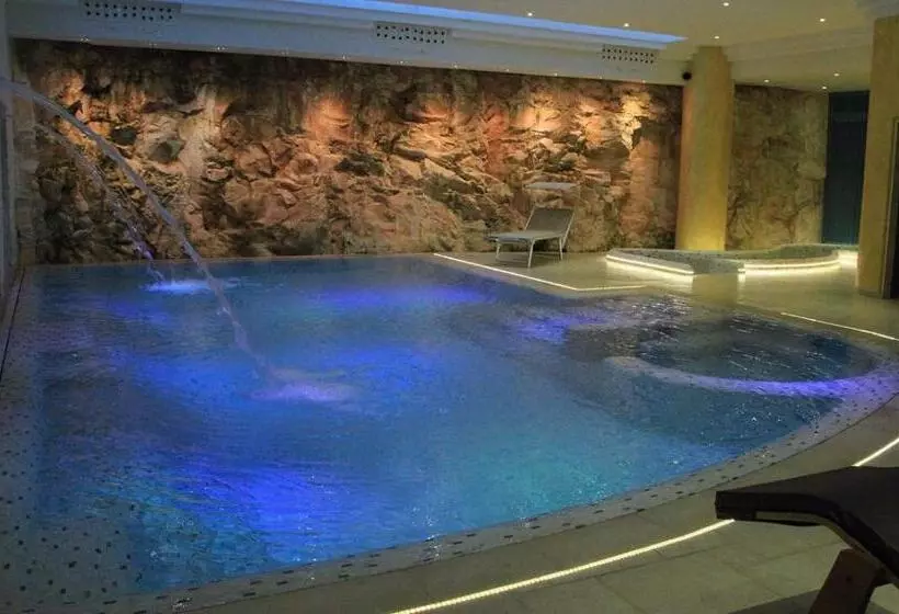 هتل Madonna Delle Grazie